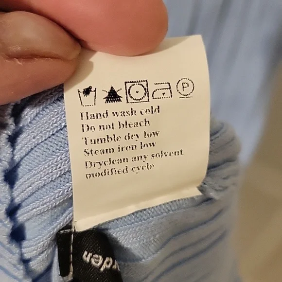 Sleeveless Ribbed Maxi Dress in Light Blue - Picture 5 of 5